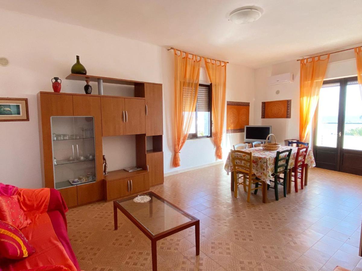 I Fenicotteri - Appartamenti Sul Mare Calasetta Ngoại thất bức ảnh