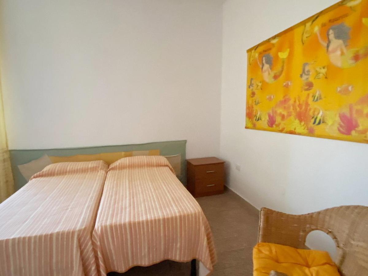 I Fenicotteri - Appartamenti Sul Mare Calasetta Ngoại thất bức ảnh